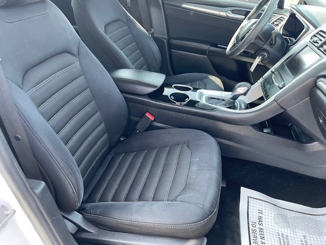 2014 Ford Fusion SE photo 14