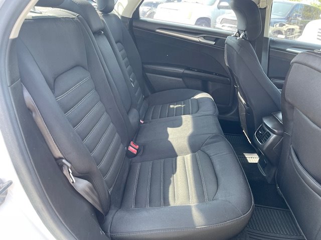 2014 Ford Fusion SE photo 13