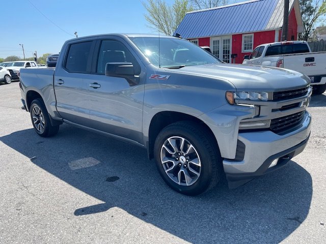 2021 Chevrolet Silverado 1500 RST photo 3