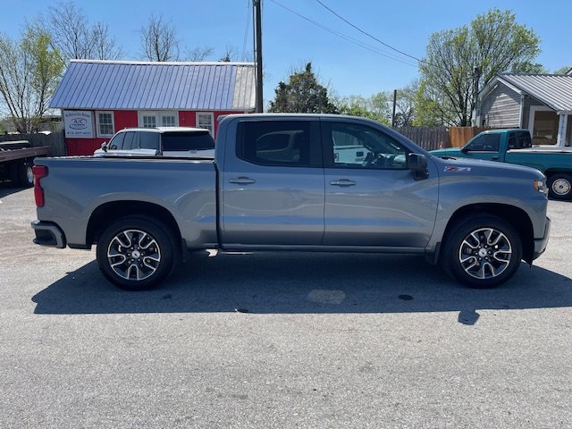 2021 Chevrolet Silverado 1500 RST photo 4