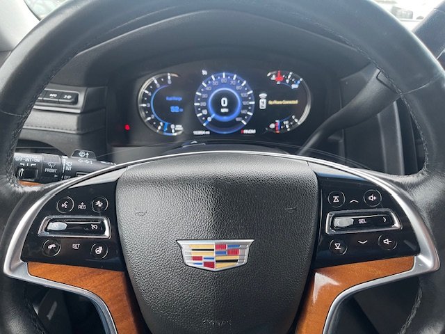 2016 Cadillac Escalade Luxury photo 24